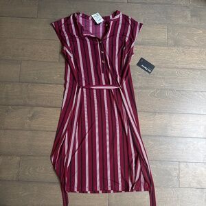 Red dress with tie around waist